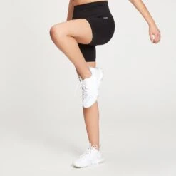 MP Damen Shape Nahtlose Radlerhose — Schwarz -Sportliche Kleidung Geschäft 12698540 1874862246238336