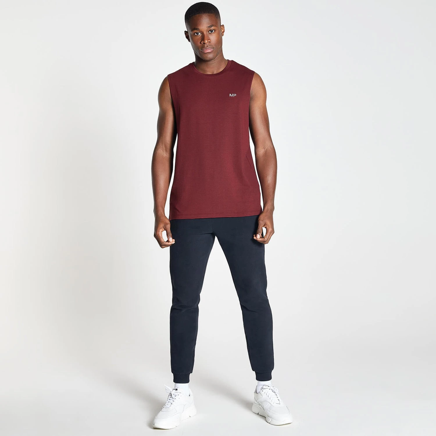 MP Herren Essentials Drirelease Tanktop Mit Tiefem Armausschnitt Top — Merlot 3 MP Herren Essentials Drirelease Tanktop Mit Tiefem Armausschnitt Top — Merlot