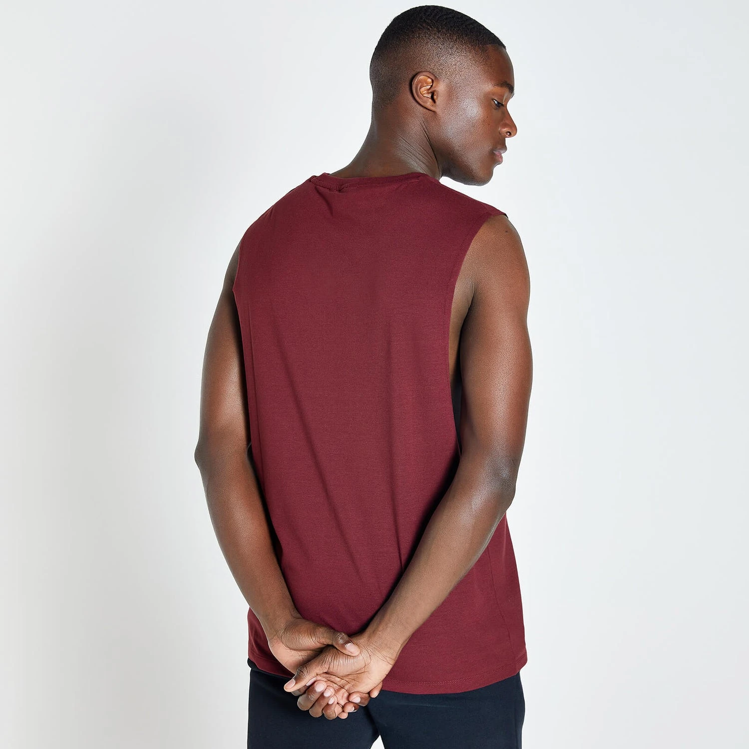 MP Herren Essentials Drirelease Tanktop Mit Tiefem Armausschnitt Top — Merlot 4 MP Herren Essentials Drirelease Tanktop Mit Tiefem Armausschnitt Top — Merlot – Bild 2