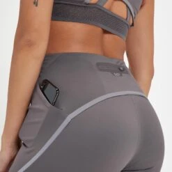 MP Women's Velocity Reflektierende Leggings — Pebble Grey 8 MP Women's Velocity Reflektierende Leggings — Pebble Grey -Sportliche Kleidung Geschäft 13466978 1064980925374675