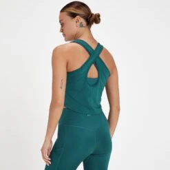 MP Women's Tempo Croptop – Dunkles Marineblau -Sportliche Kleidung Geschäft 13467456 7744980927402159