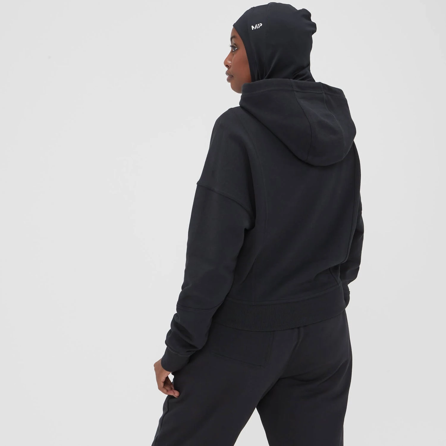 MP Damen Adapt Kapuzenpulli – Schwarz 4 MP Damen Adapt Kapuzenpulli – Schwarz – Bild 2